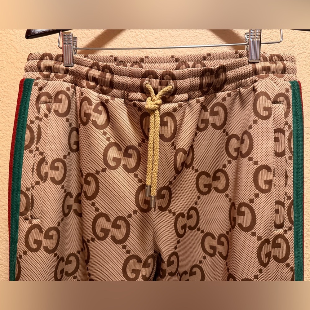 New Authentic Gucci GG Jumbo Logo Sweatpants Tan Brown XXL Waist 38 40 42 44 - Picture 3 of 16